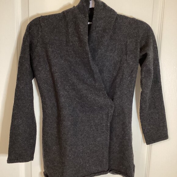 Cassis Women's 100% Merino Wool Wrap Over Cardigan Sweater Black Size SP - Picture 1 of 7